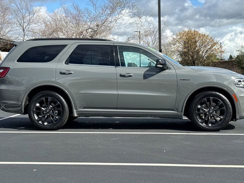 Used 2021 Dodge Durango R/T w/ Blacktop Package image 10