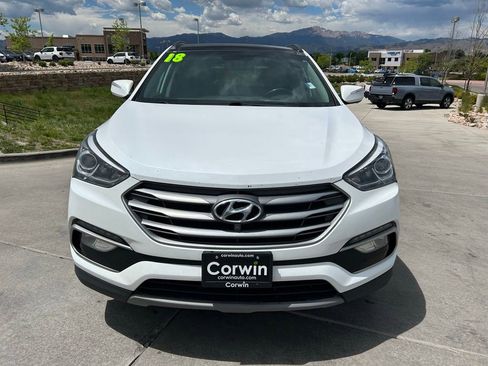 Used 2018 Hyundai Santa Fe Sport AWD/4WD image 2