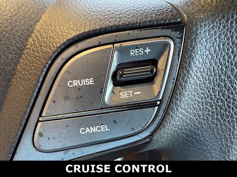 Used 2017 Hyundai Santa Fe Sport AWD/4WD image 12
