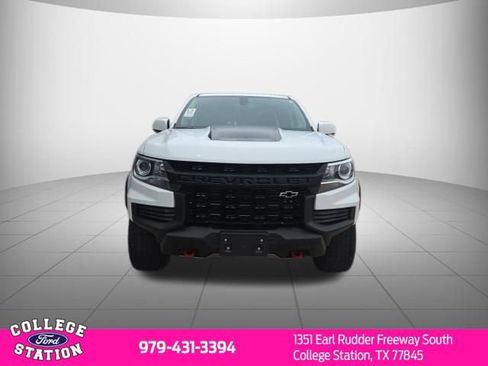 Used 2022 Chevrolet Colorado ZR2 AWD/4WD image 2