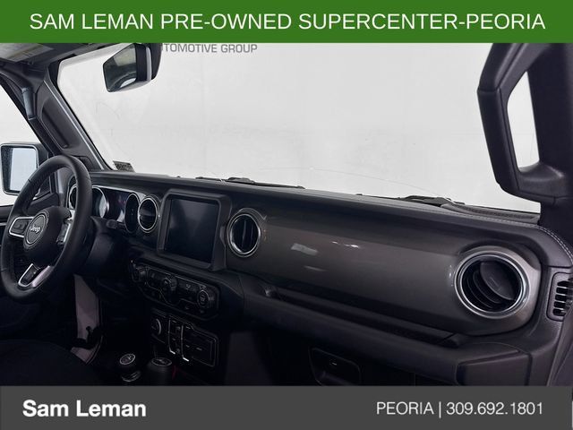 Used 2022 Jeep Wrangler Unlimited Sahara AWD/4WD image 27