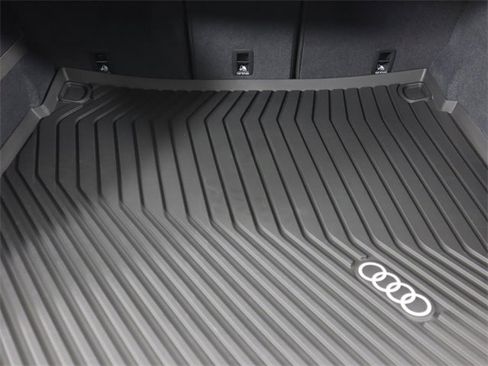 New 2025 Audi Q5 Prestige image 25