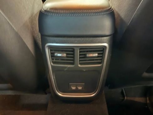 Used 2023 Dodge Charger Scat Pack w/ Navigation & Travel Group RWD image 26