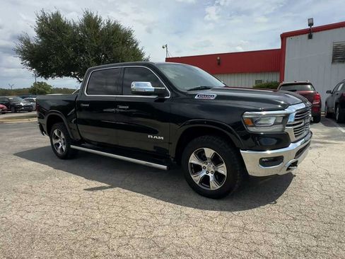 Used 2022 RAM 1500 Laramie AWD/4WD image 2