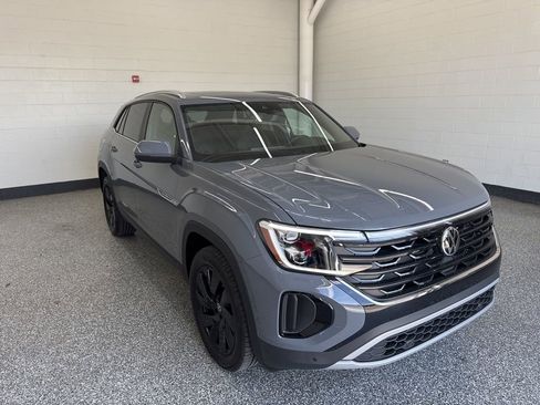 New 2026 Volkswagen Atlas Cross Sport SE AWD/4WD image 7