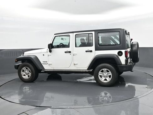 Used 2017 Jeep Wrangler Unlimited Sport AWD/4WD image 5