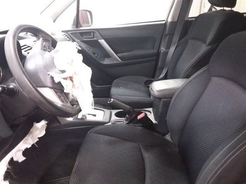 Used 2015 Subaru Forester 2.5i Premium image 10