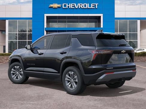 New 2026 Chevrolet Equinox LT w/ Convenience Package II FWD image 3