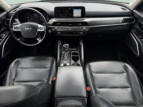 Used 2022 Kia Telluride S image 12