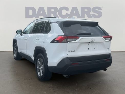Used 2025 Toyota RAV4 XLE AWD/4WD image 5