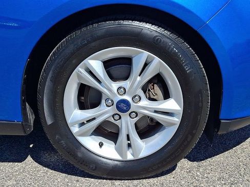 Used 2014 Ford Focus SE FWD image 8