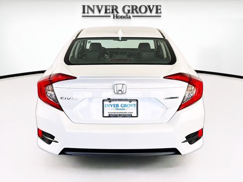 Used 2017 Honda Civic Touring image 6