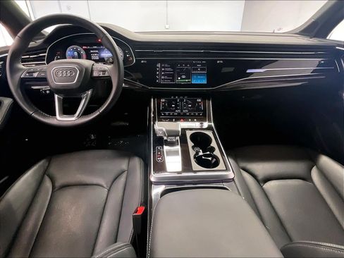 Certified 2025 Audi Q7 2.0T Premium Plus w/ Premium Plus Package AWD/4WD image 16