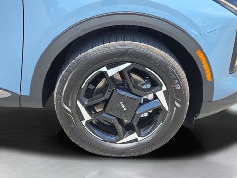 New 2026 Kia Sportage EX w/ EX Panoramic Sunroof Package image 6