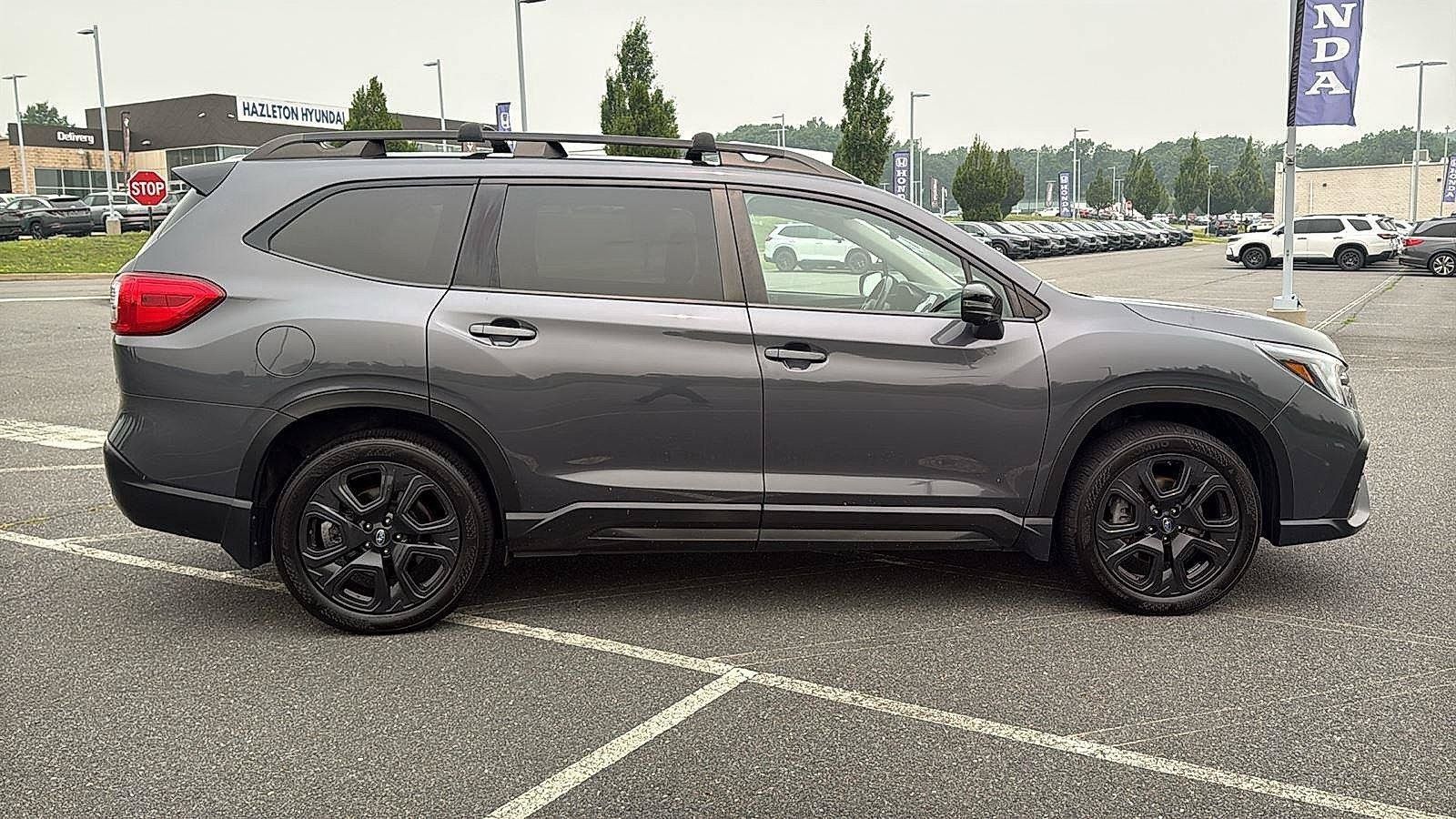 Used 2023 Subaru Ascent Onyx Edition Limited AWD/4WD image 3