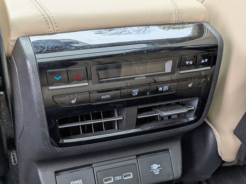 Used 2023 Acura MDX SH-AWD w/ Advance Package image 30