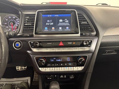 Used 2018 Hyundai Sonata Sport FWD image 25