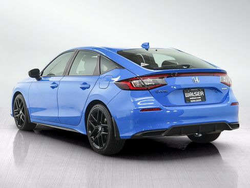 Used 2024 Honda Civic Sport image 3