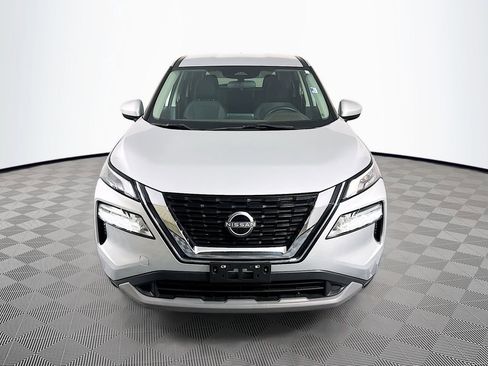 Used 2023 Nissan Rogue SV AWD/4WD image 2