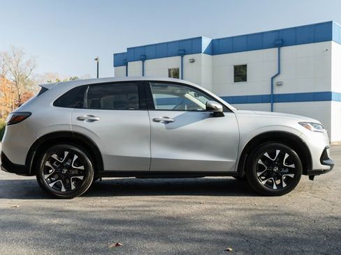 Certified 2026 Honda HR-V EX-L image 9