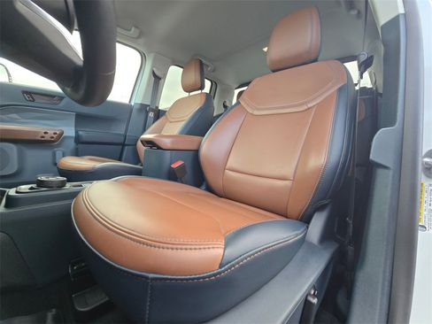 Used 2023 Ford Maverick Lariat w/ Equipment Group 500A Standard image 17