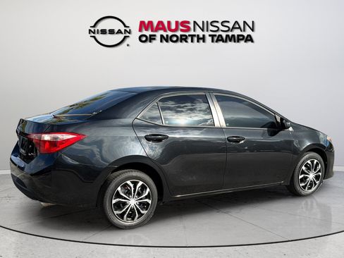 Used 2017 Toyota Corolla LE FWD image 12