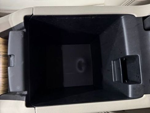 Used 2018 GMC Acadia Denali w/ Technology Package image 28