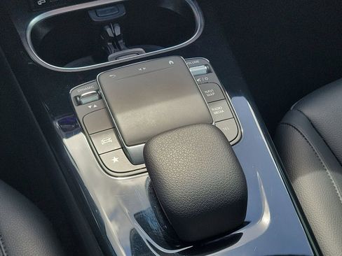 Certified 2022 Mercedes-Benz A 220 image 19