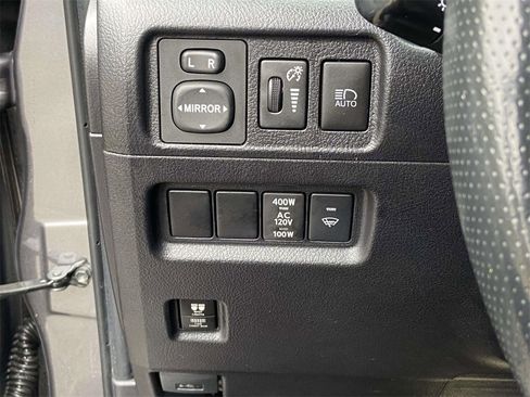 Used 2023 Toyota 4Runner SR5 Premium image 29