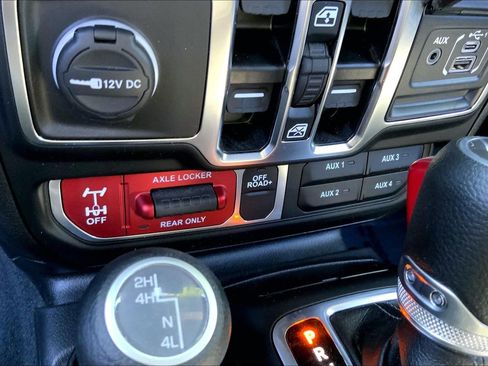 Certified 2024 Jeep Wrangler Unlimited Sport AWD/4WD image 30