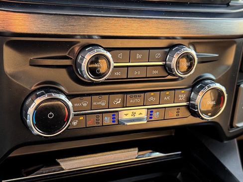 Used 2023 Ford F250 Lariat w/ Tremor Off-Road Package image 29