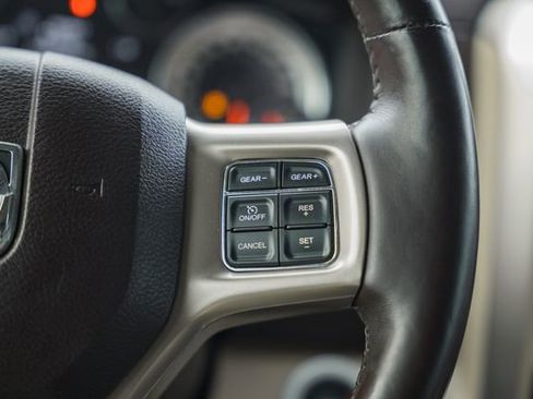 Used 2016 RAM 1500 Laramie image 30