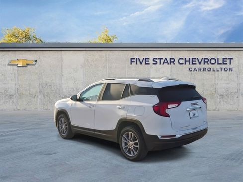 Certified 2023 GMC Terrain SLT image 7