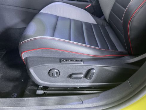 Used 2022 Volkswagen GTI Autobahn image 13