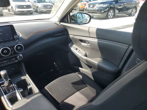 Used 2021 Nissan Sentra SR FWD image 20
