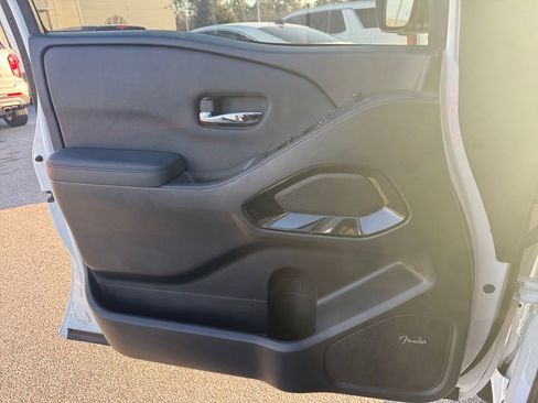 Used 2022 Nissan Frontier Pro-X w/ Pro-X Premium Package image 12