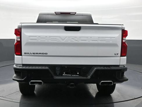 Used 2022 Chevrolet Silverado 1500 LT Trail Boss w/ Safety Package AWD/4WD image 4
