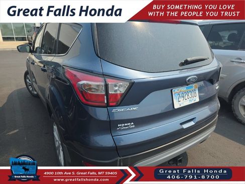 Used 2018 Ford Escape SE AWD/4WD image 2