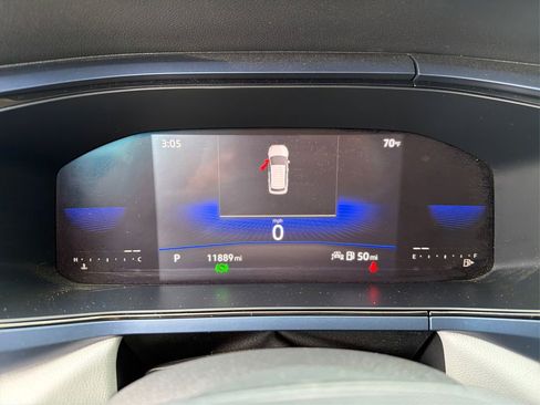 Used 2022 Volkswagen Taos SE FWD image 16
