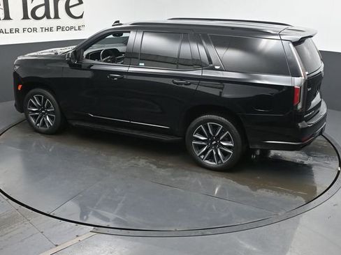 Used 2024 Cadillac Escalade Sport AWD/4WD image 43