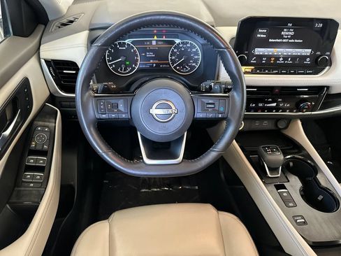 Used 2023 Nissan Rogue SL w/ SL Premium Package FWD image 13
