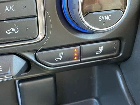 Used 2022 Chevrolet Tahoe Z71 w/ Luxury Package image 20