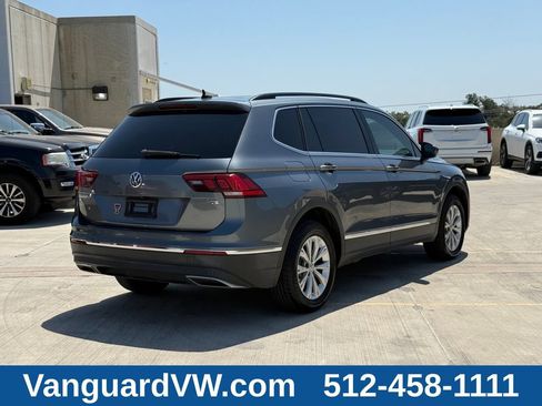 Used 2018 Volkswagen Tiguan SE FWD image 9
