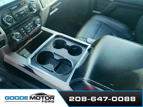 Used 2017 Ford F250 Lariat w/ Chrome Package image 14