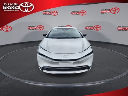 New 2026 Toyota Prius XLE image 3