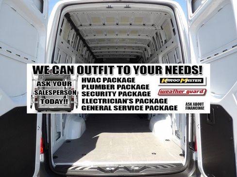 Used 2023 Mercedes-Benz Sprinter 2500 image 44