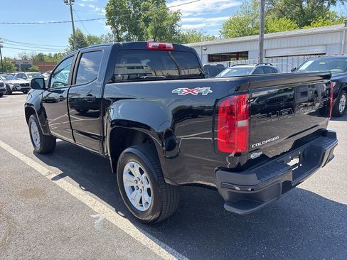 Used 2022 Chevrolet Colorado LT AWD/4WD image 5