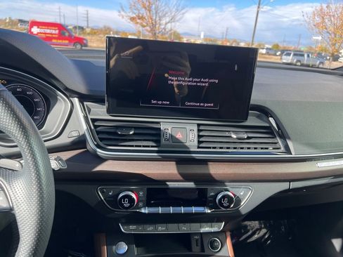 Used 2025 Audi Q5 e Premium Plus image 18