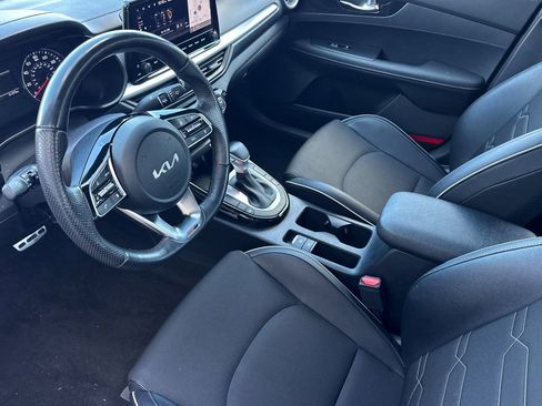 Used 2022 Kia Forte GT-Line w/ GT-Line Premium Package image 10