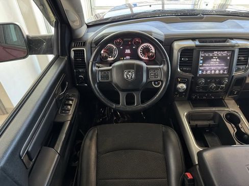 Used 2017 RAM 1500 Sport w/ Comfort Group image 5